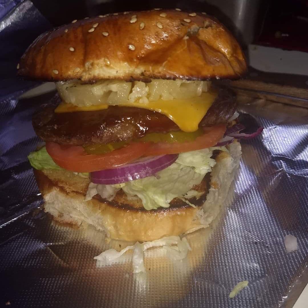Hamburguesa Hawaiana
