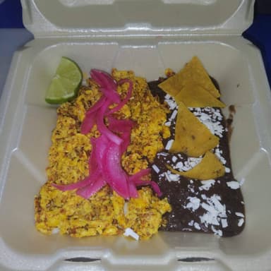 Huevo Revuelto de Longaniza de Valladolid