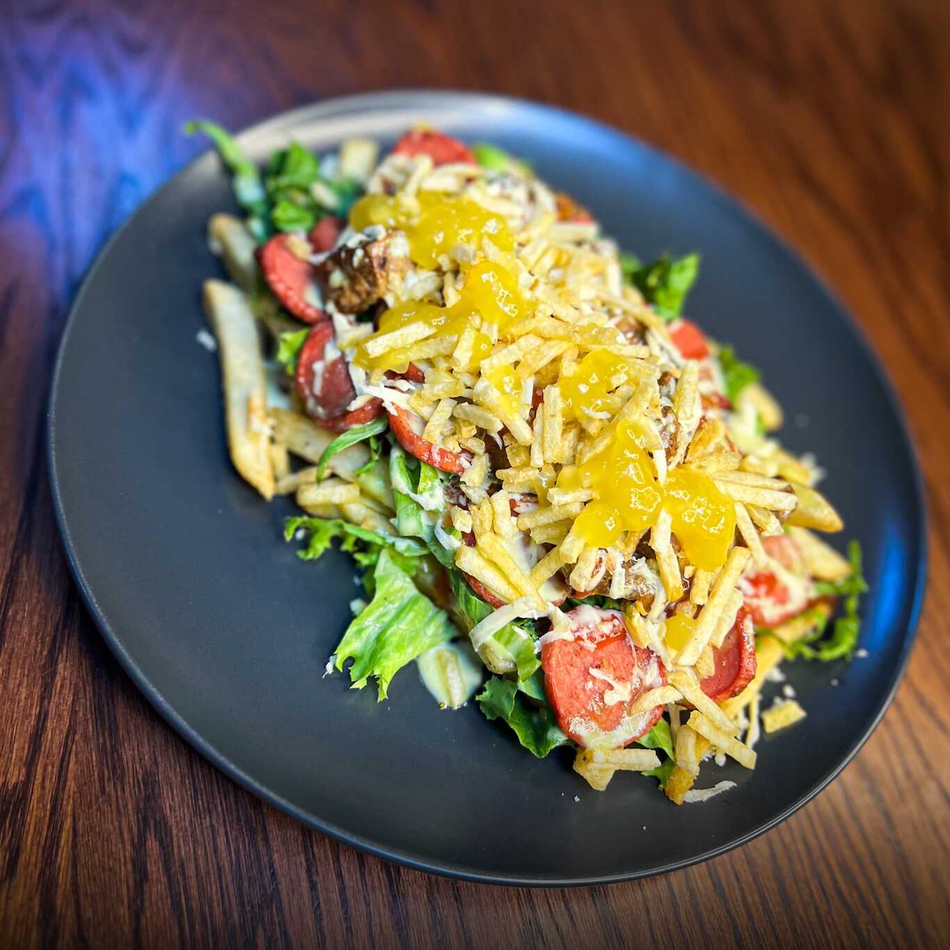 Salchipapa con Pollo