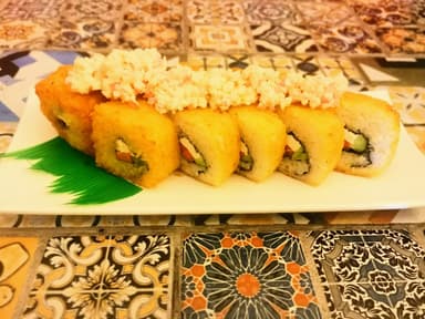 Sushi Hot Roll