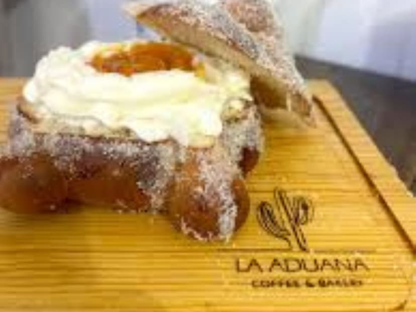 La Aduana Coffee & Bakery