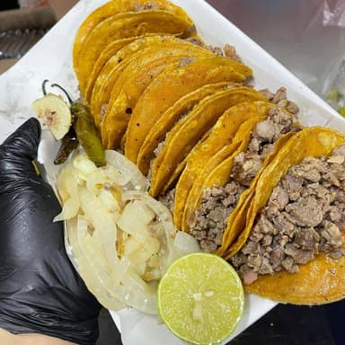 Orden de Tacos de Carne Asada