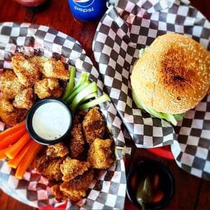 Vakero´s Wings Suc Solidaridad