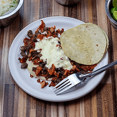 Taco Mixto Con Queso Maíz