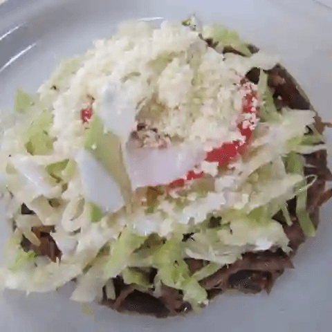Tostada de Molida de Res
