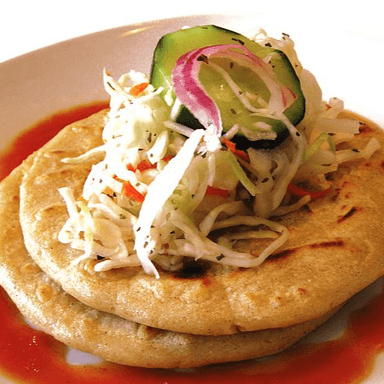 Combo - 3 popusas revueltas + agua grande sabor