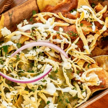 Chilaquiles con Pollo