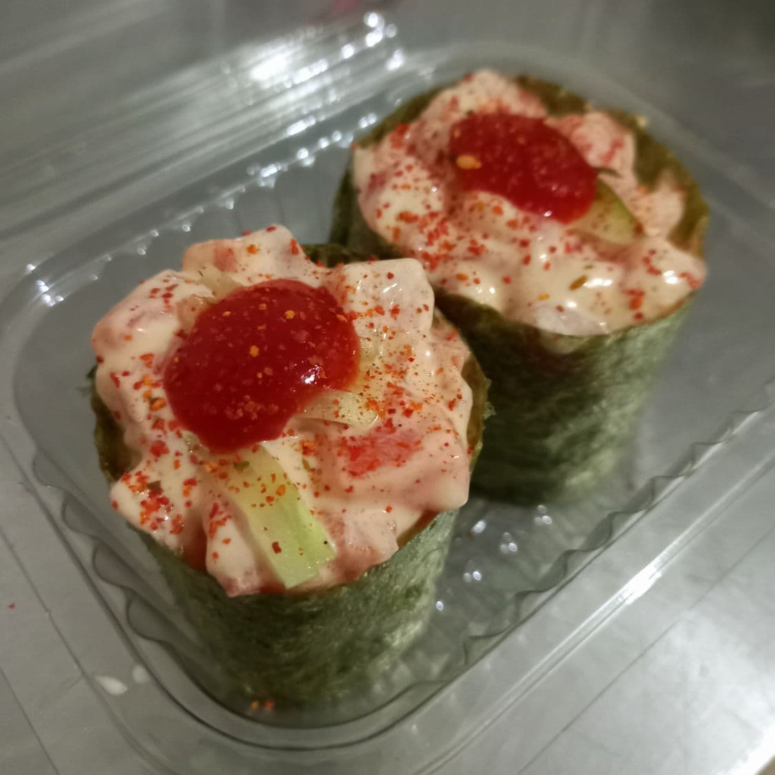 GUNKAN  SALMON TARTAR