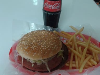 Combo Hamburguesa Papas y Refresco