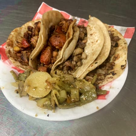 Orden de 4 Tacos de Carne Asada