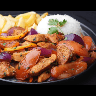 Lomo Saltado de Pollo
