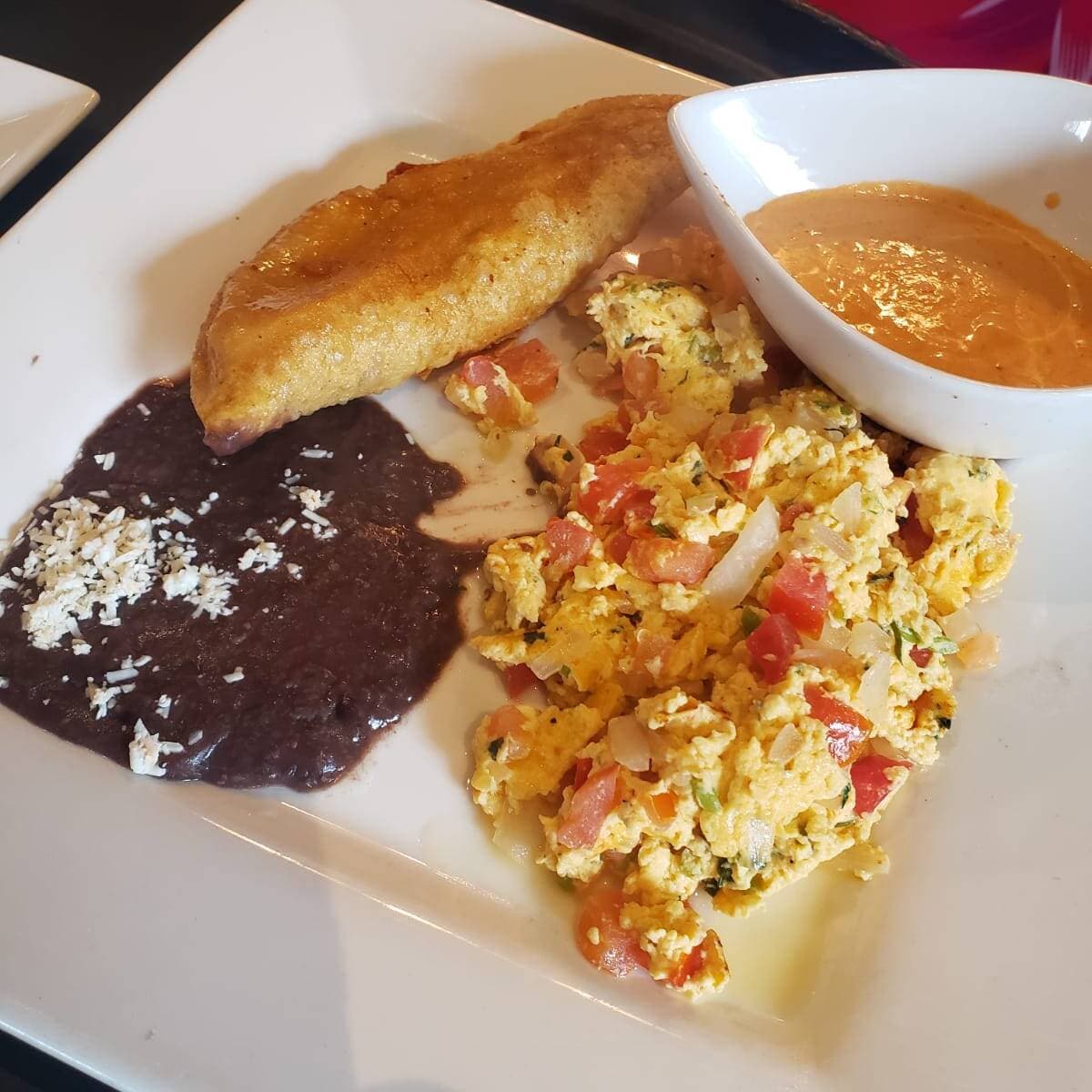 Huevos a la Mexicana