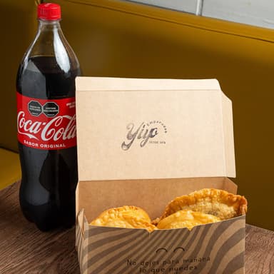 6 Empanadas de Trigo + COCA-COLA 1,5 Lts
