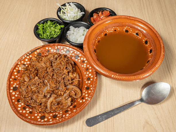 Birria Revolcada