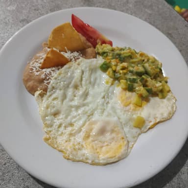 Huevos Estrellados