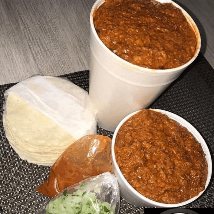 BIRRIA POR MEDIO,