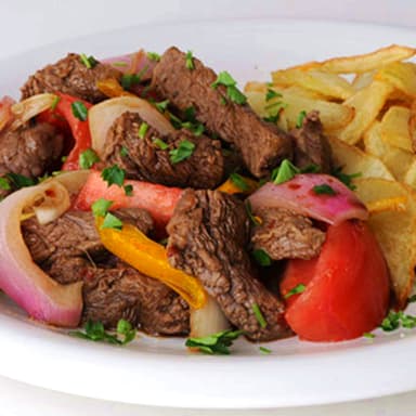 Lomo saltado