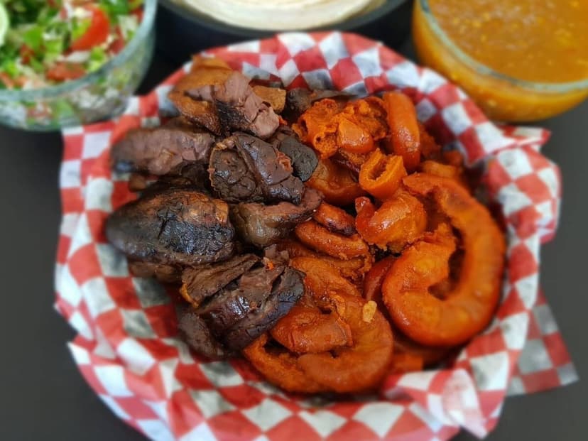 Las Carnitas Chicharronería (Suc 2 Rios)