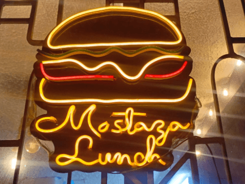 MOSTAZA LUNCH