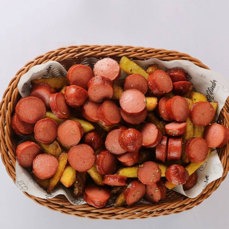 Salchipapa Clásica Bolo