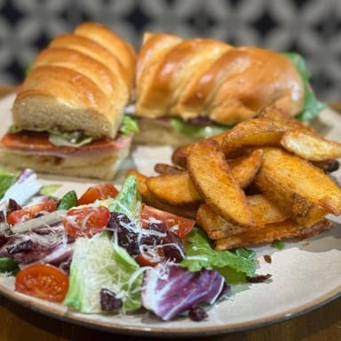 Baguette Carnes Frías