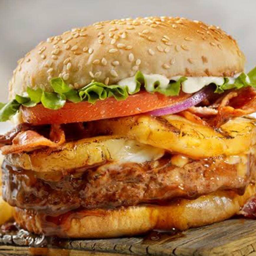 HAMBURGUESA HAWALLANA "PAPAS FRITAS