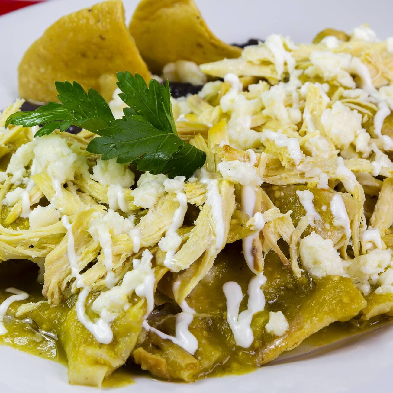 CHILAQUILES CON POLLO