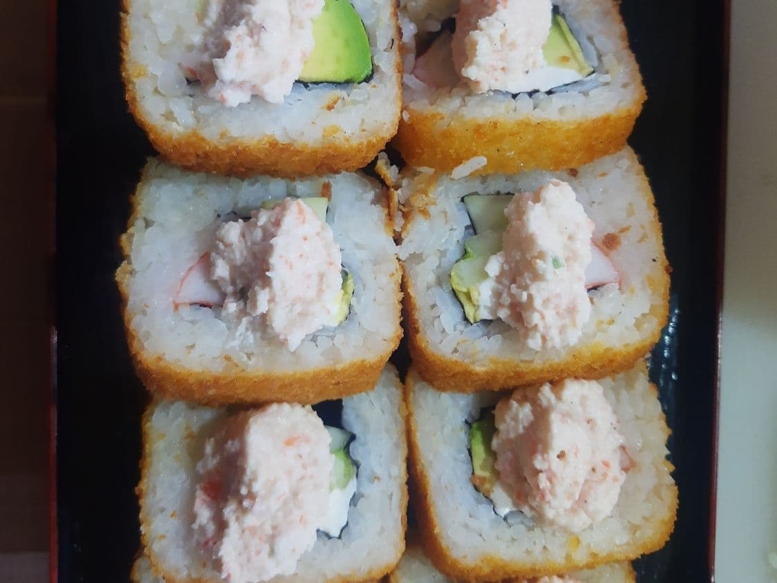 Rollo Empanizado con Camarón