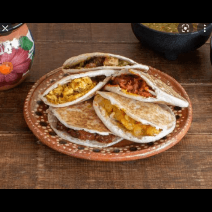 Gordita de huevo con chile