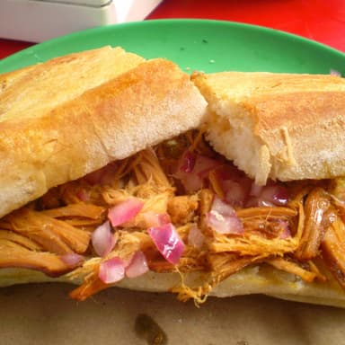 Torta de Cochinita
