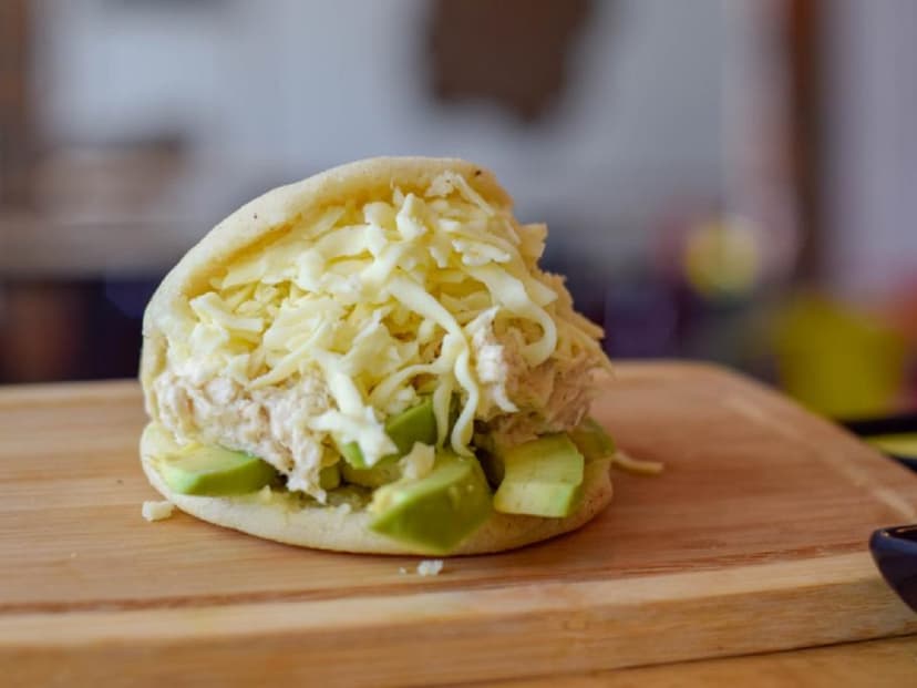 Los Chamos Arepas Venezolanas y Algo Mas (Bello)