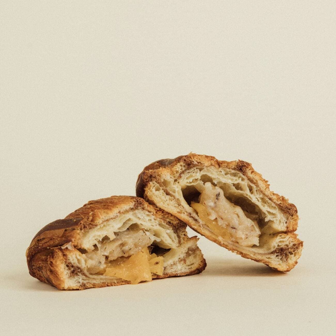 Croissant de Piña y Coco
