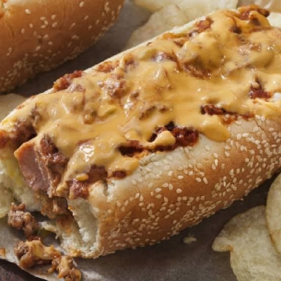 Hot Dog de Quesillo y Champiñones