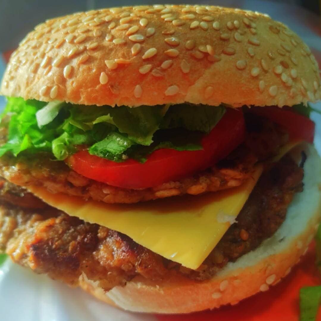 Hamburguesa Doble con Queso Vegana