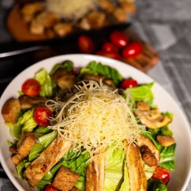 Ensalada César con Pollo