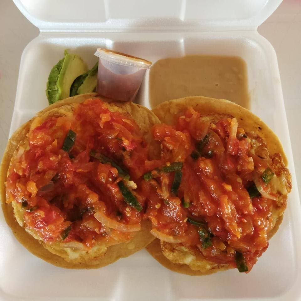 Huevos Montados