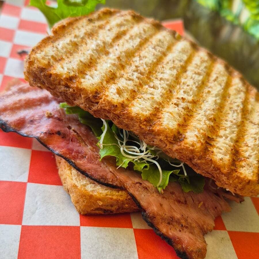 Sándwich Selva Negra