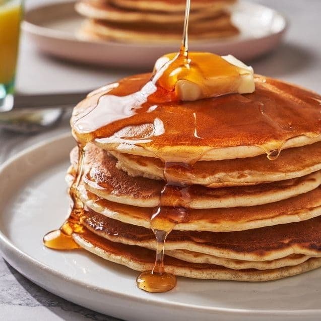 Combo hot cakes miel + frappe