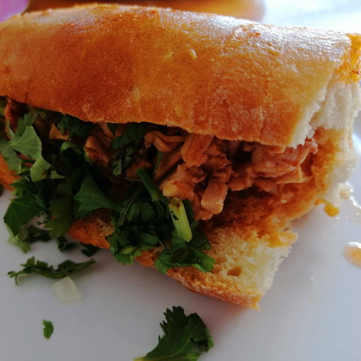 Torta de Birria