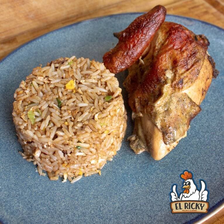 1/4 de Pollo a la Brasa con Arroz Chaufa + Bebida