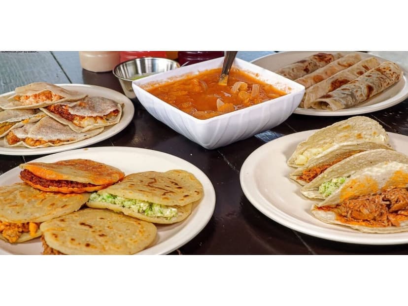 Gorditas Tampico (Faja de Oro)