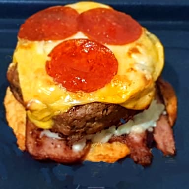 Pizzhaburger