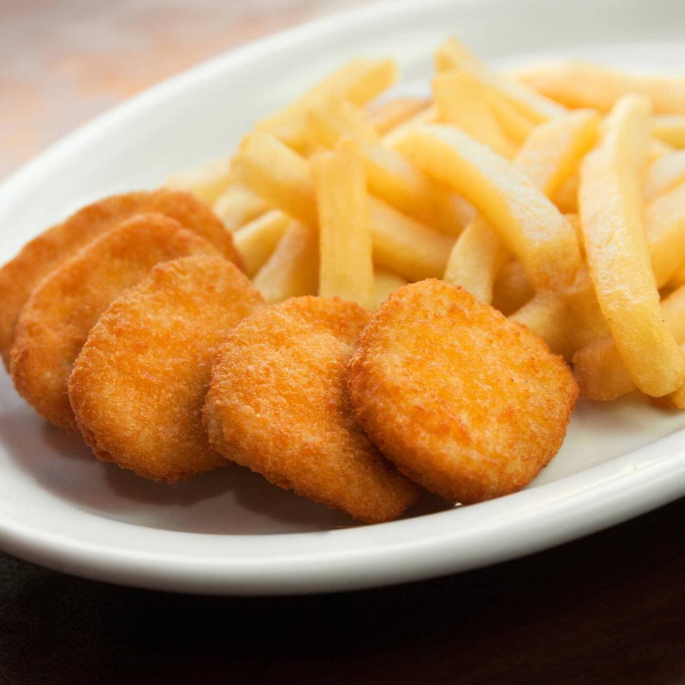 Nuggets con papas