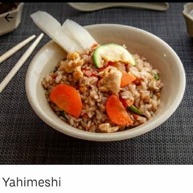 Arroz Yakimeshi Especial