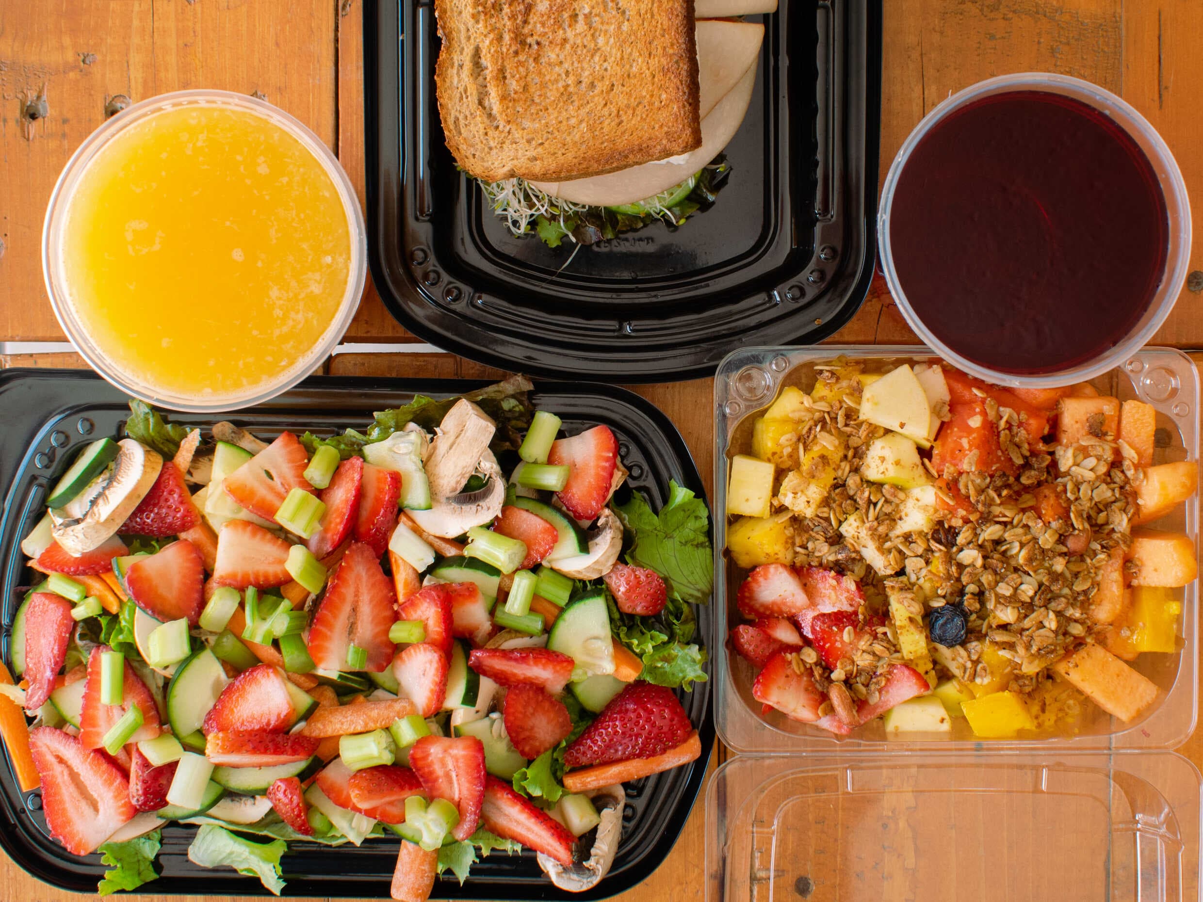 Las Plantitas Jugos Ensaladas y mas