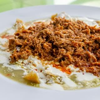 Chilaquiles Con Chilorio