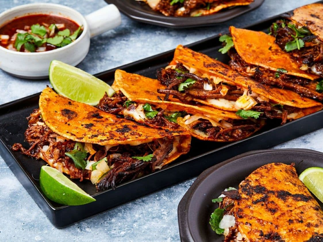 SANTO REMEDIO BIRRIA Y TAQUERIA