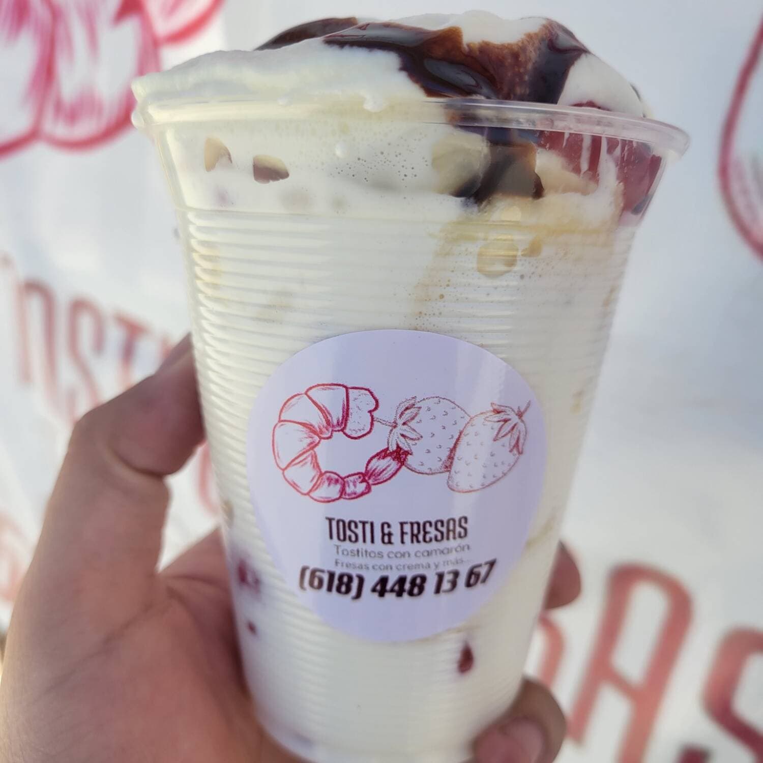Fresas con Crema y Platano 12 Oz