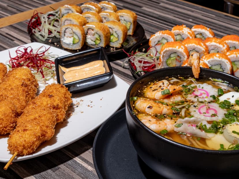 Sushi Sakura-Ka JAPANISE FOOD