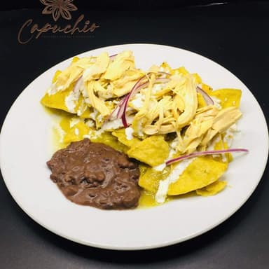 Chilaquiles con Pollo